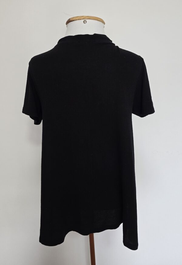 BLUSA PRETA LISA - Image 2