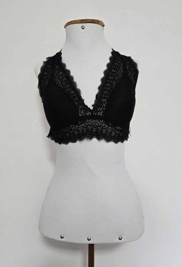 TOP RENDA PRETO C/ BOJO