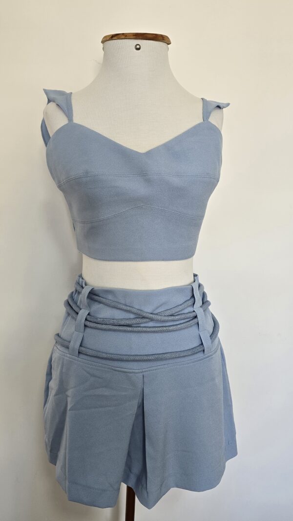 CONJUNTO SHORTS SAIA E CROPPED