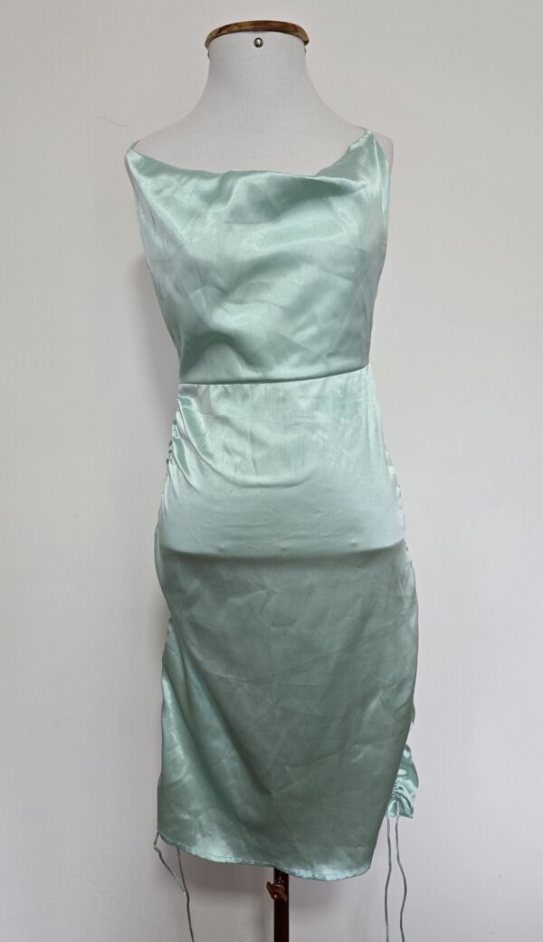 VESTIDO CETIM VERDE TIFFANY