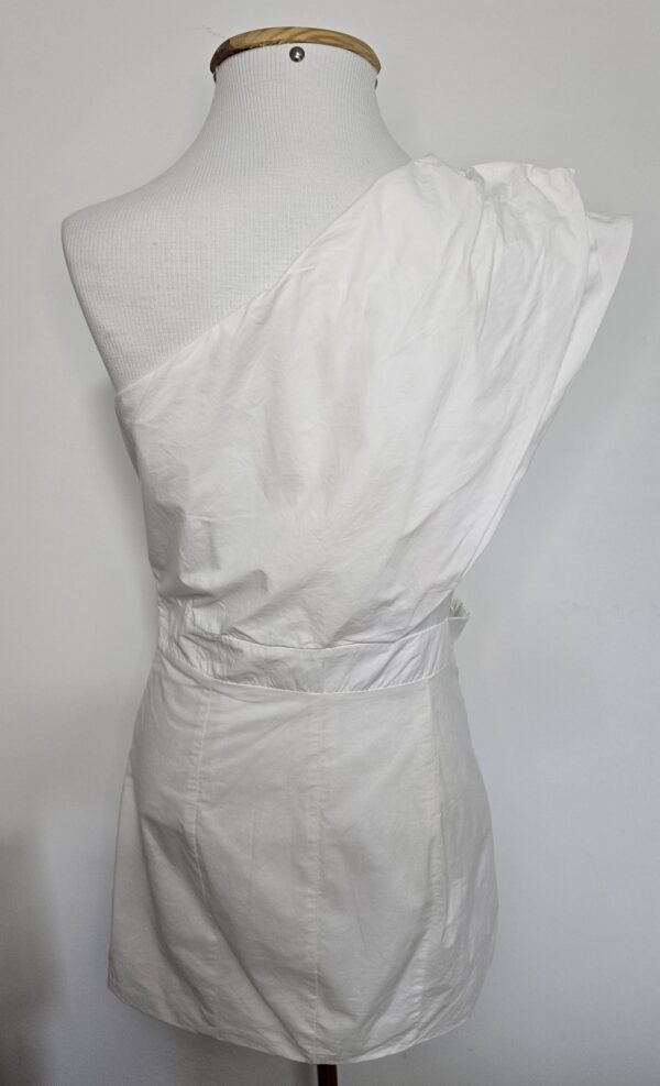 VESTIDO BRANCO OMBRO ÚNICO - Image 2